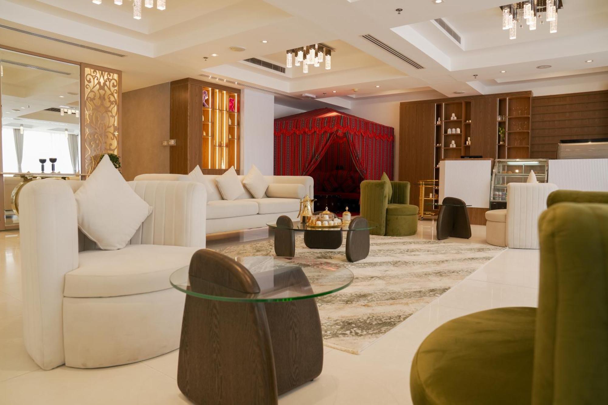 Royal Grand Suite Hotel Sardzsa Kültér fotó