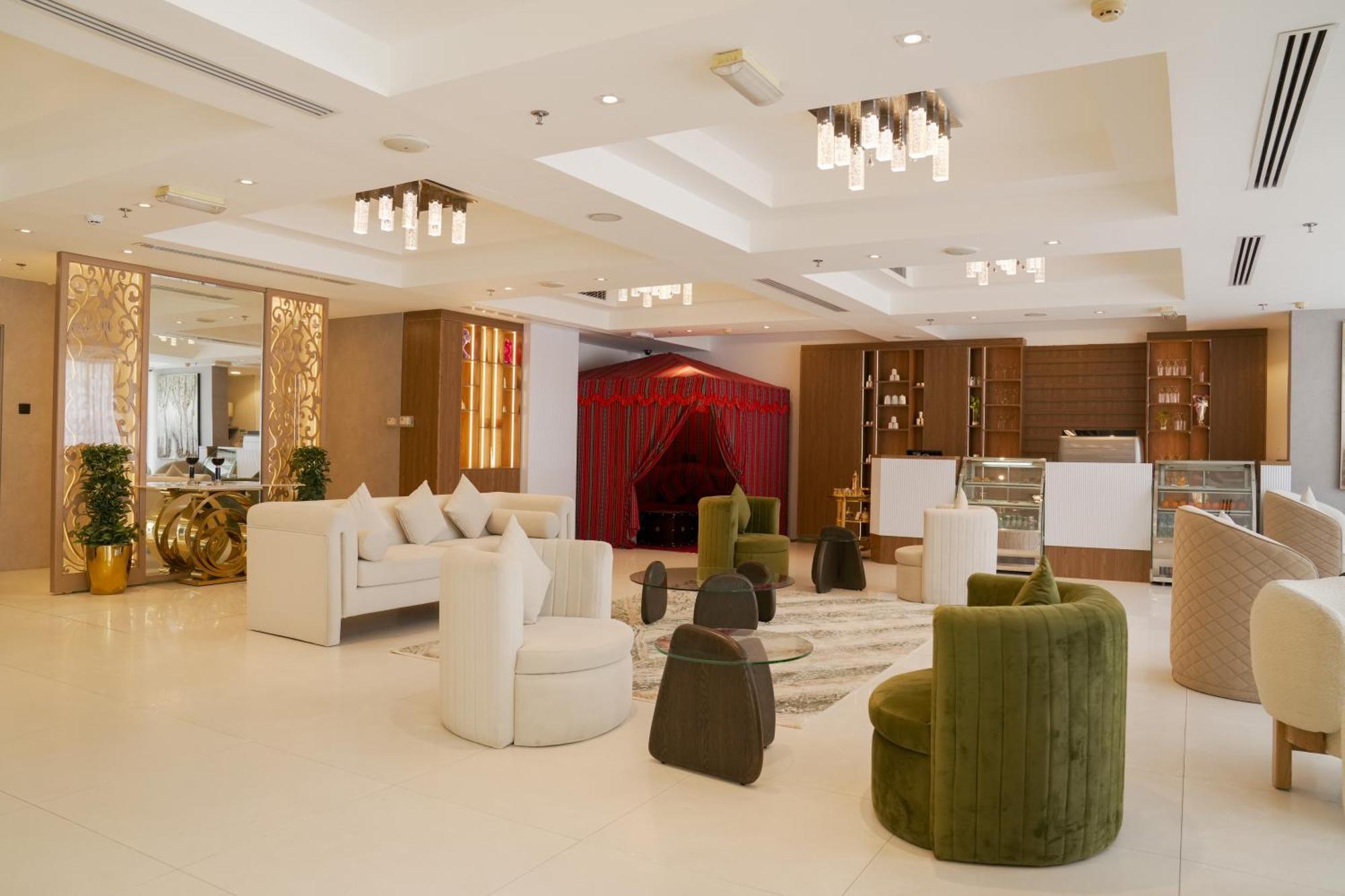 Royal Grand Suite Hotel Sardzsa Kültér fotó