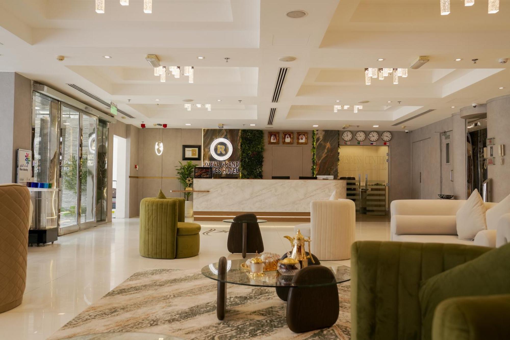 Royal Grand Suite Hotel Sardzsa Kültér fotó